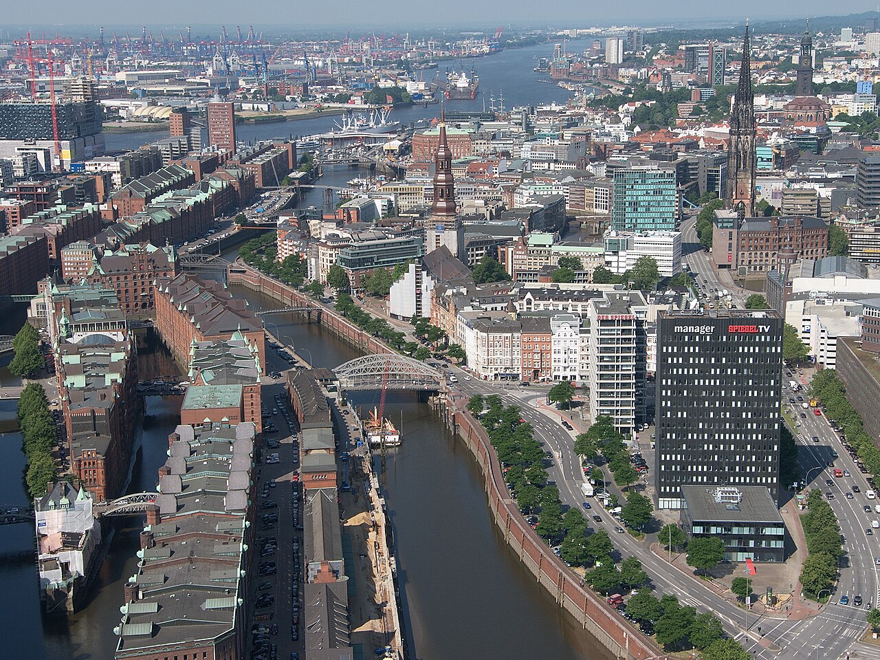 View from a Height of 150 m on Hamburg - Speicherstadt mit Zollkanal und Elbe
