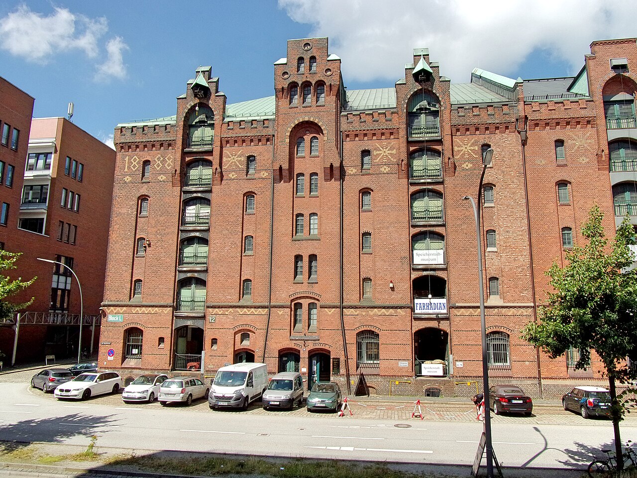 Am Sandtorkai 36, Block L der Speicherstadt beherbergt das Speicherstadtmuseum, eine Außenstelle des Museums der Arbeit