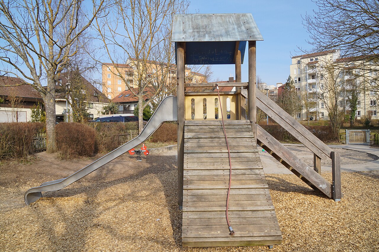 Spielplatz Somborer Weg Sindelfingen-Hinterweil
