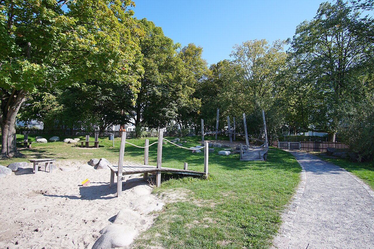Spielplatz Würbenthaler Straße Sindelfingen