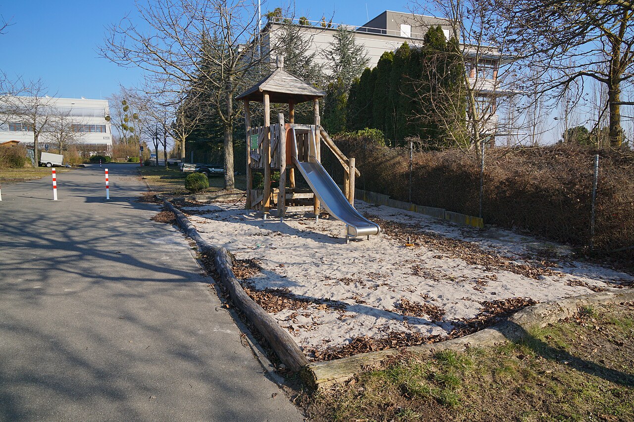Spielpunkt Im Zeiher, Ecke Industriestraße zur Maybachstraße, bei der Gartenanlage Im Zeiher Sindelfingen-Maichingen,