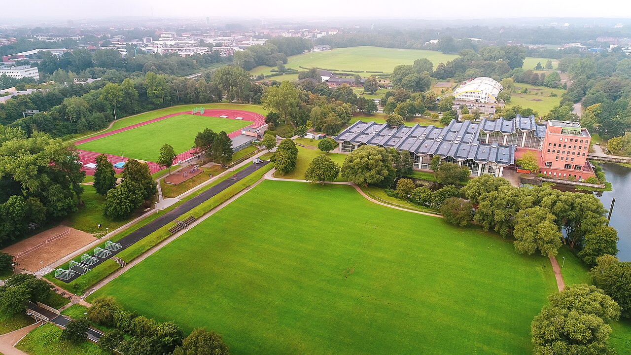 Die Sportstätten und das Institut für Sportwissenschaft der CAU