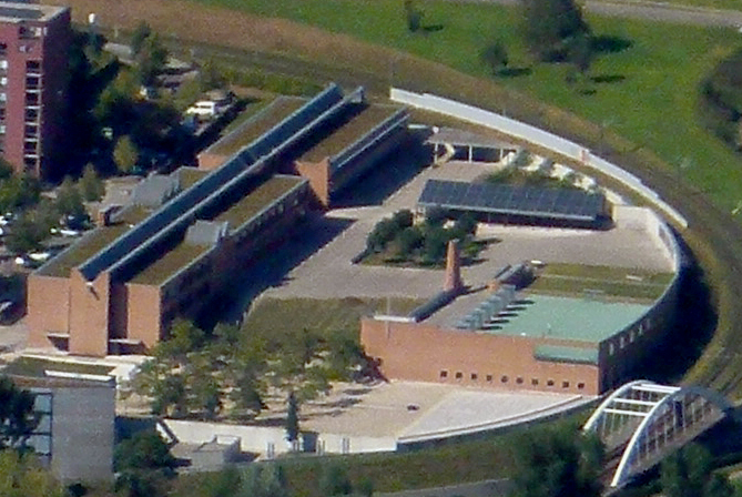 Blick auf die Schule im Park im Scharnhauser Park vom Flugzeug, Ostfildern