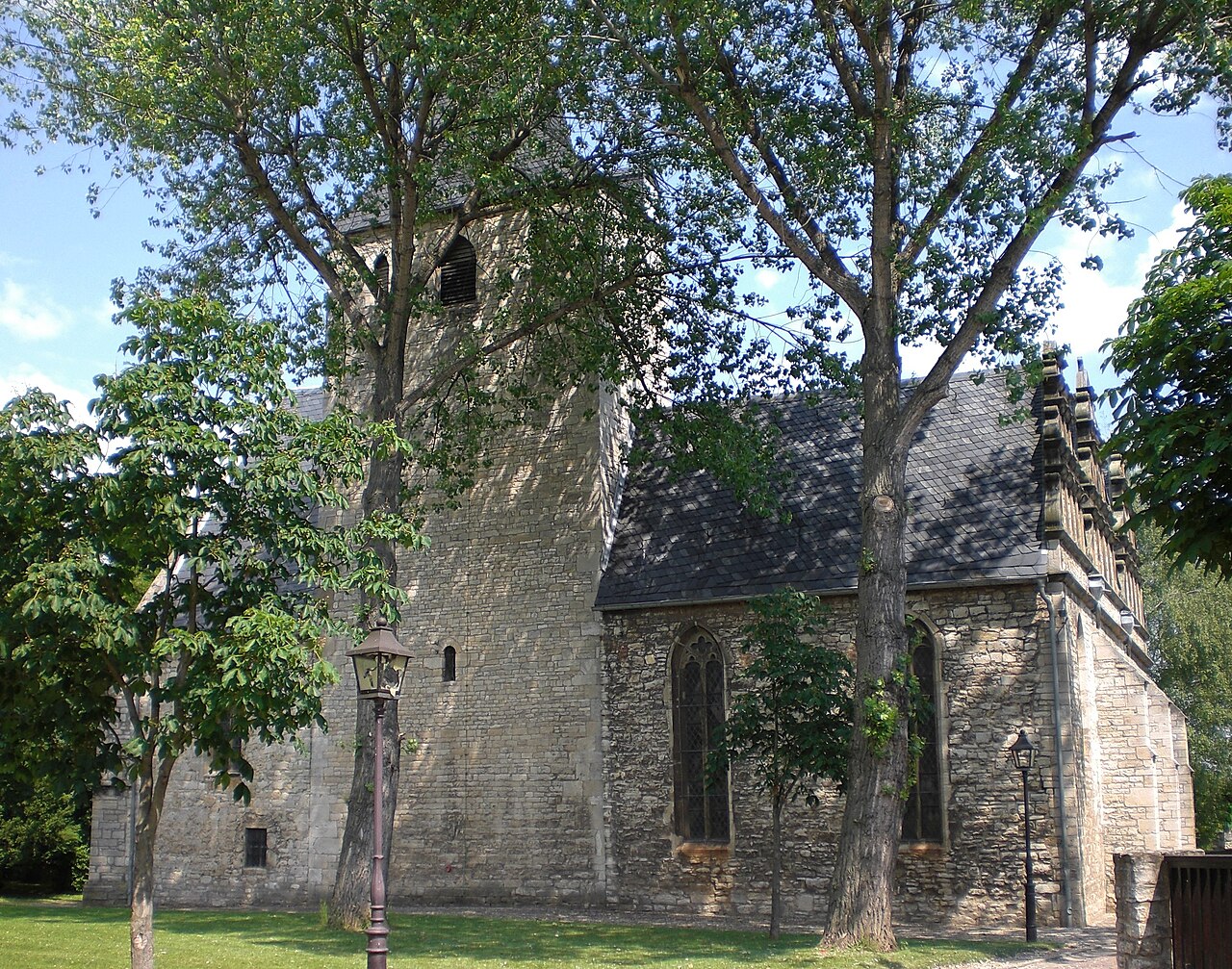 Sankt-Martin-Kirche Kroppenstedt, Westseite