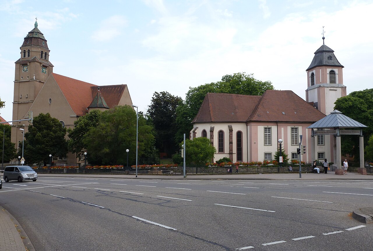 L’église du Christ et l’ancienne église St Martin