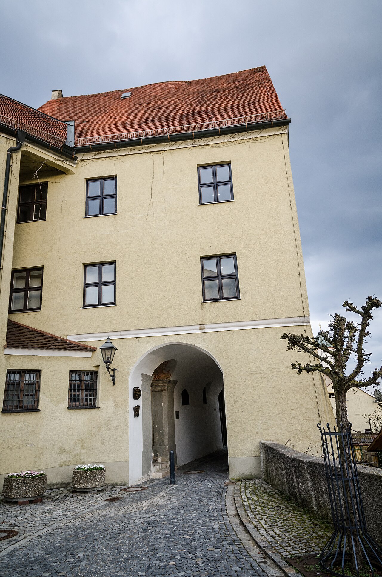 Dillingen, Hafenmarkt 11
