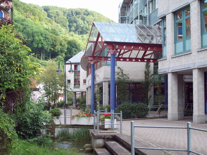 Blick von der Turmseite der Stadtkirche in Richtung Büro-und Kulturhaus in der MAG