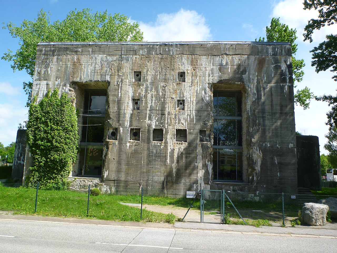Flandernbunker at Hindenburgufer build 1944