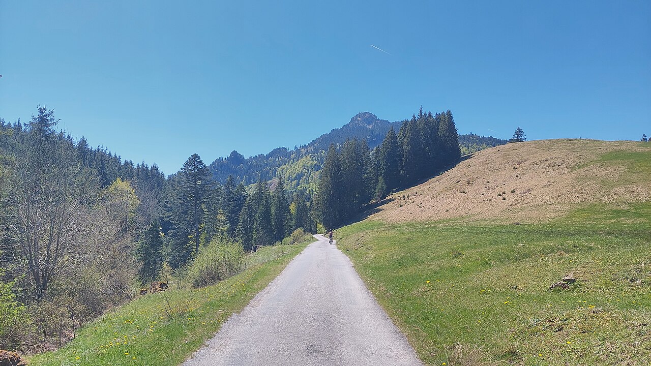 Sorgschrofen and Tatzenriesköpfl in the Allgäu Alps, view from northeast