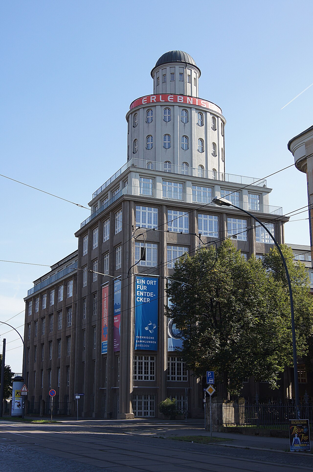 Turm der Ernemann-Werke, Sitz der Technischen Sammlungen Dresden