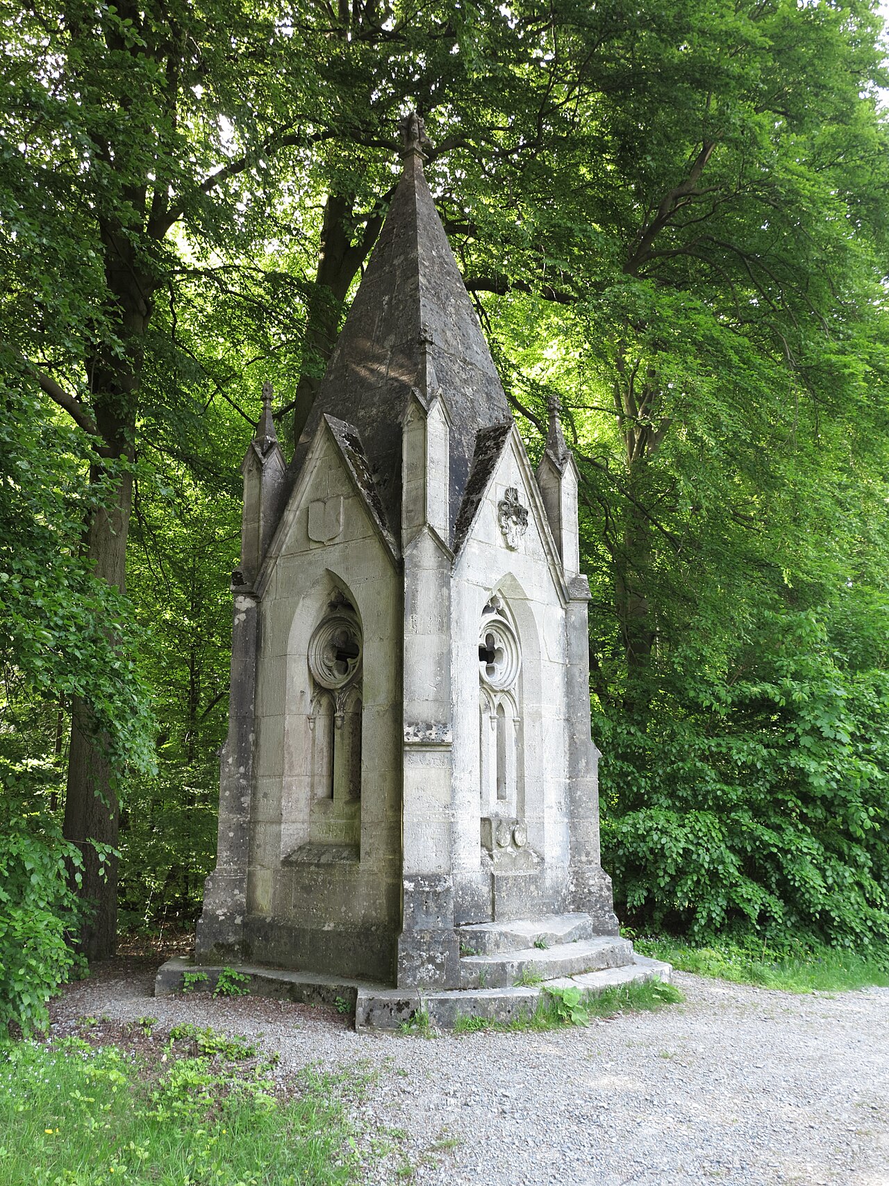 Das Denkmal am Tetzelstein bei Königslutter/Elm