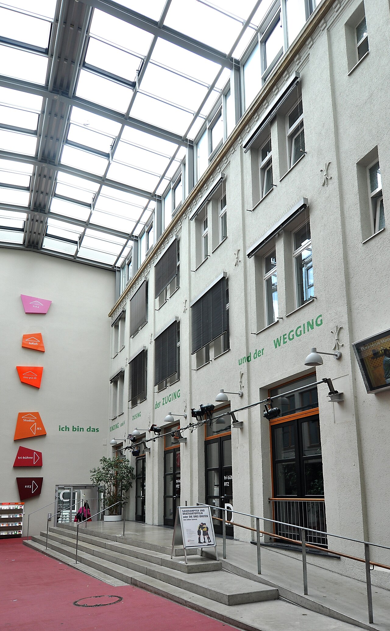 Entry of the Theater tri-bühne in the passage Unterm Tagblattturm in Stuttgart