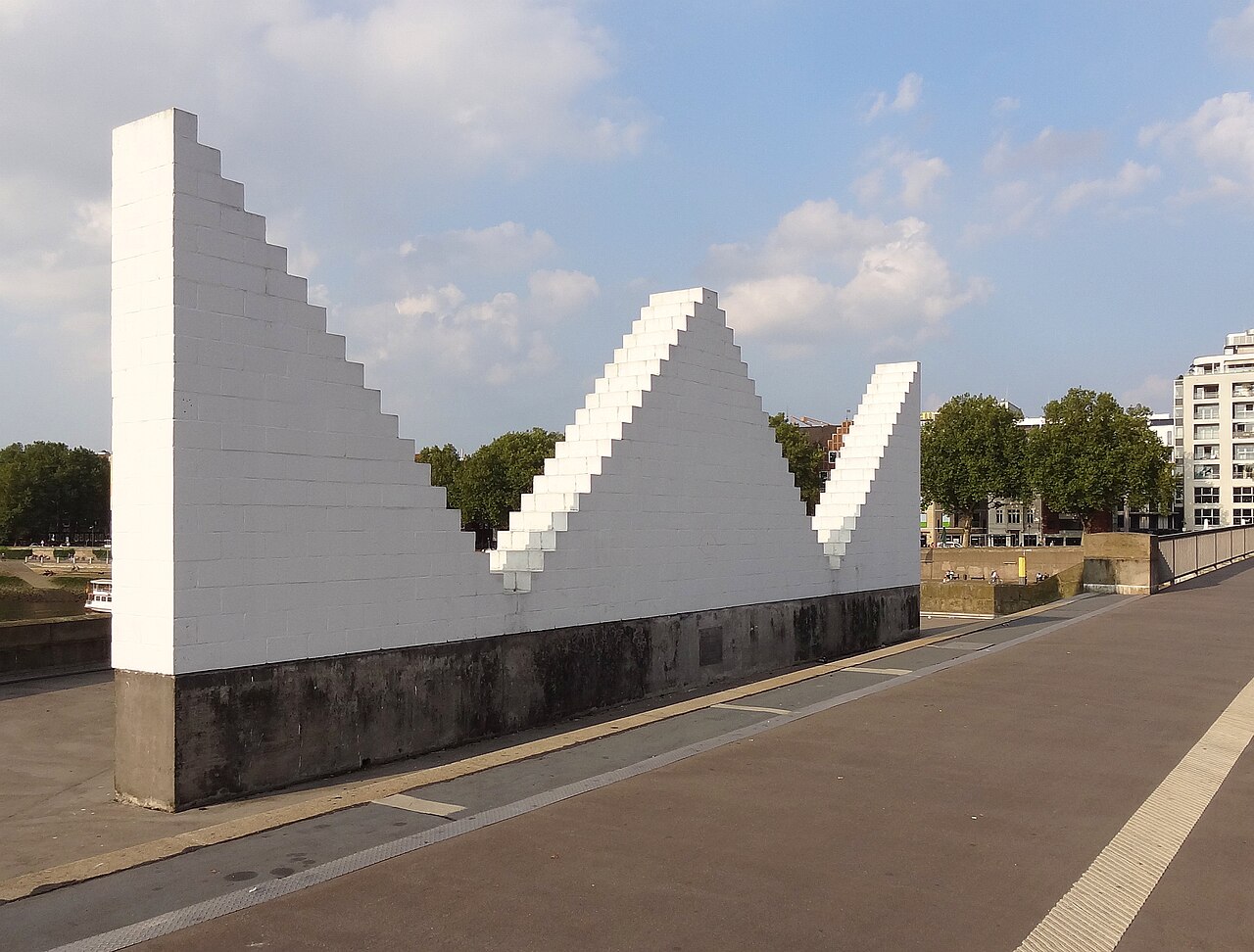 Three Triangles by Sol LeWitt 1994