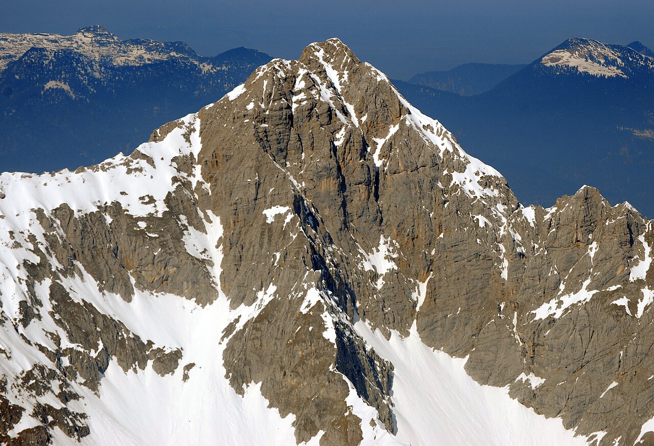 Tiefkarspitze from S (Pleisenspitze)