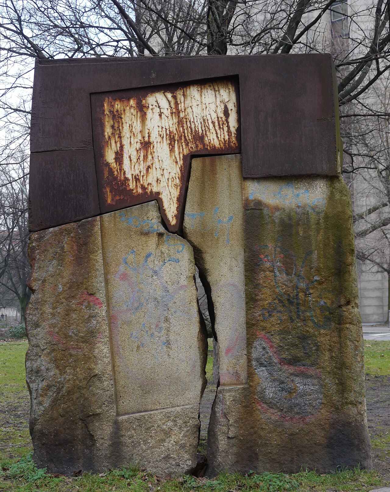 Torblock, Volker Bartsch, Luetzoeplatz, Berlin