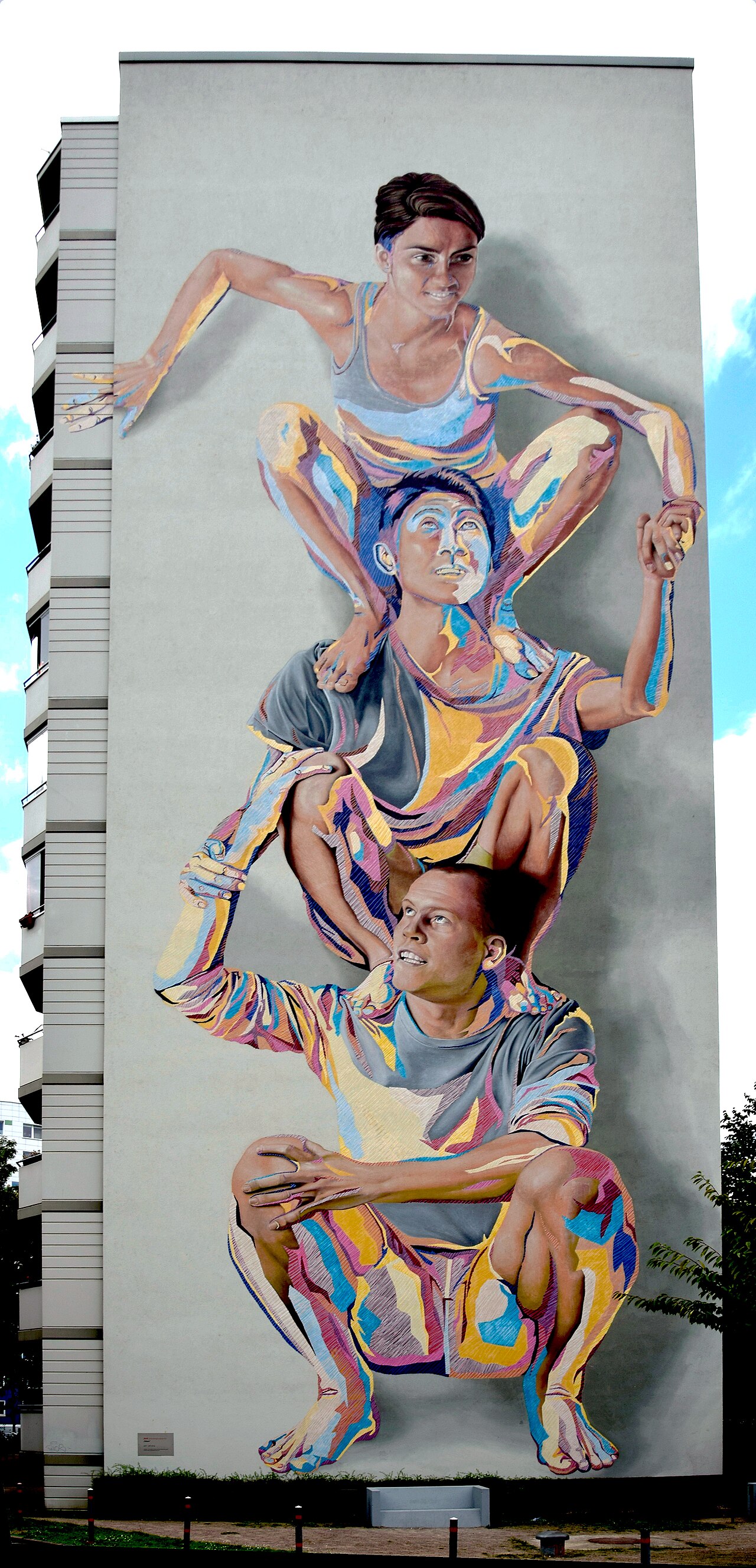 Mural "Totem" by James Bullough and Addison Karl in the Landsberger Alle 228b in Berlin-Fennpfuhl, Germany