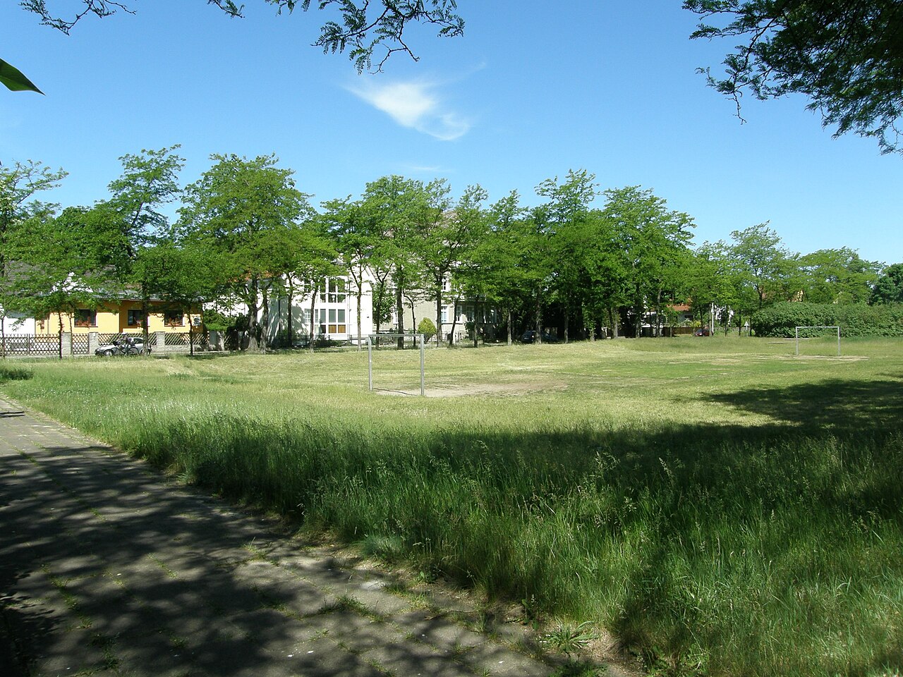 Berlin-Mahlsdorf, Ullrichplatz