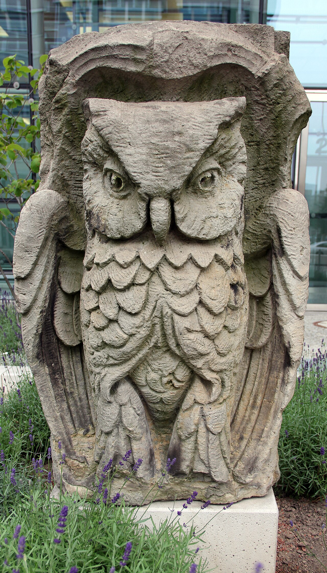 Sculpture, Eule des Ullstein Verlages , Rudi-Dutschke-Straße 2, Berlin-Kreuzberg , Germany