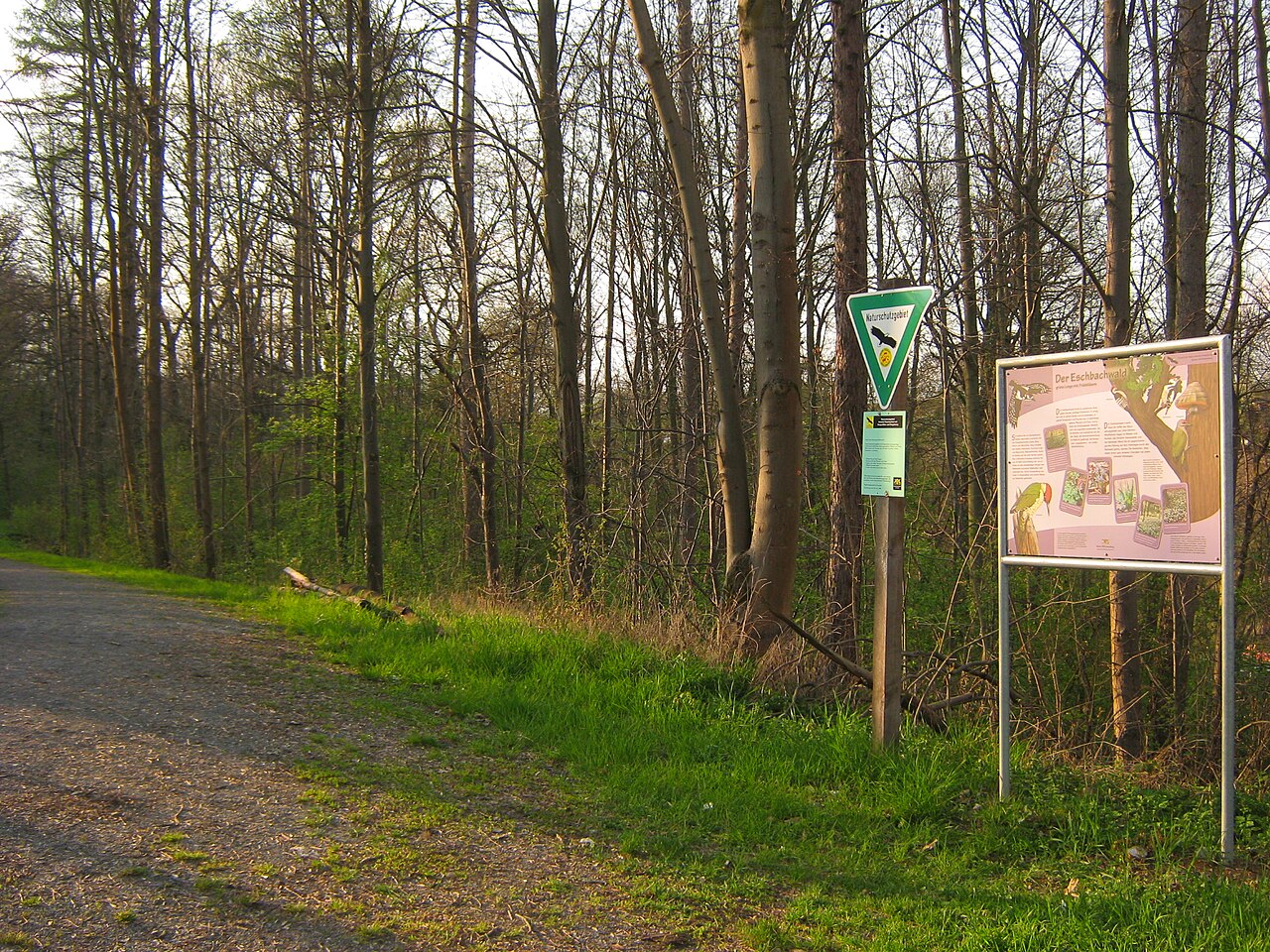 Infotafel zwischen Mönchfeld und Mühlhausen am Neckar zum Naturschutzgebiet (Deutschland)|Naturschutzgebiet 1