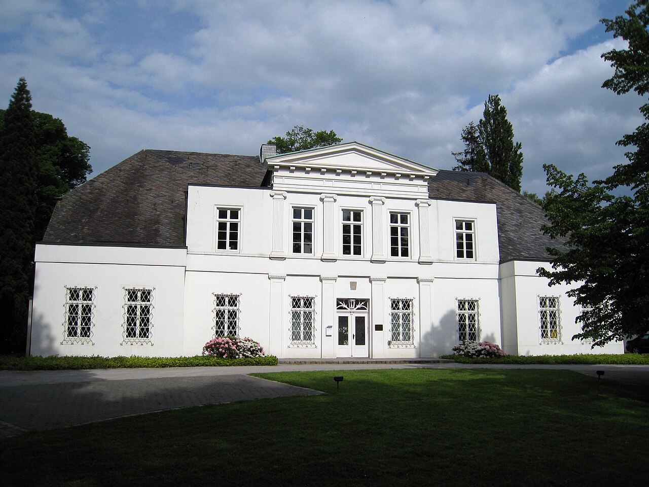 The Borgward-Haus (formerly Landgut Focke-Fritze ) in Bremen (Germany)