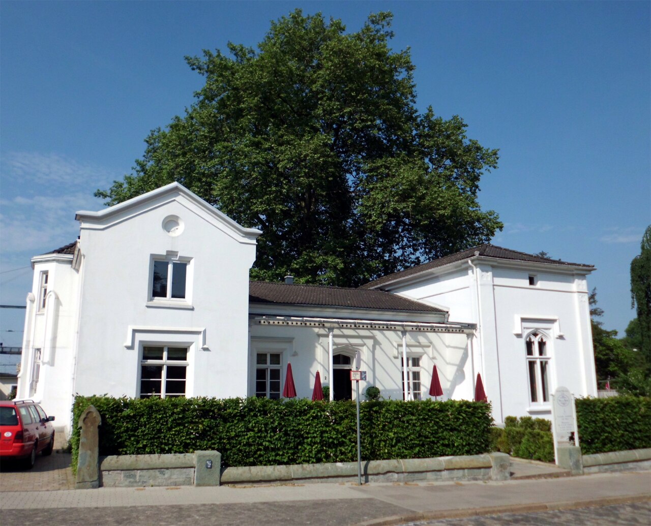 Bielefeld, Denkmalnummer 16, Villa im Tudorstail von 1852
