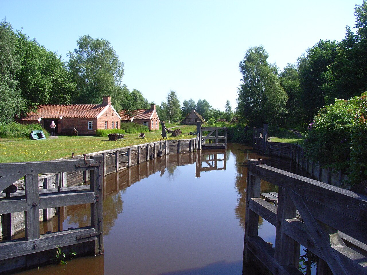 Von-Velen-Anlage in Papenburg