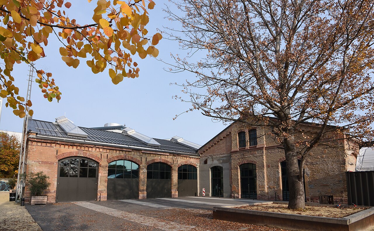 Wagenhallen Stuttgart, Südseite