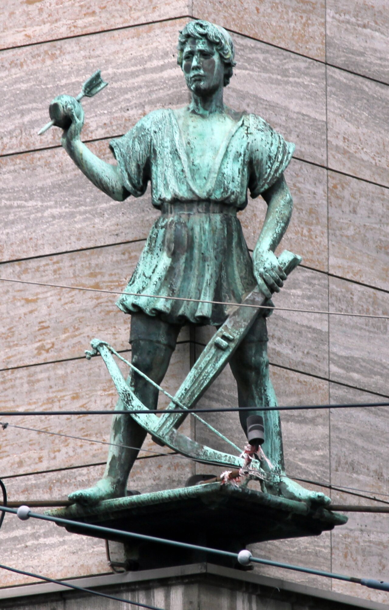 Statue, Walther Tell , Unter den Linden 24, Berlin-Mitte , Germany