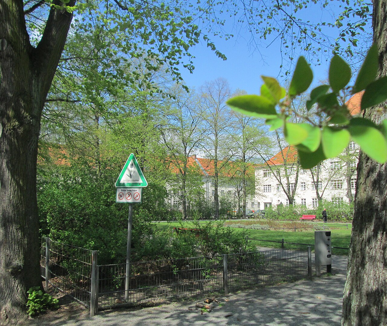 Wansdorfer Platz, Berlin-Spandau (OT Hakenfelde), Blick von Südost nach Nordwest
