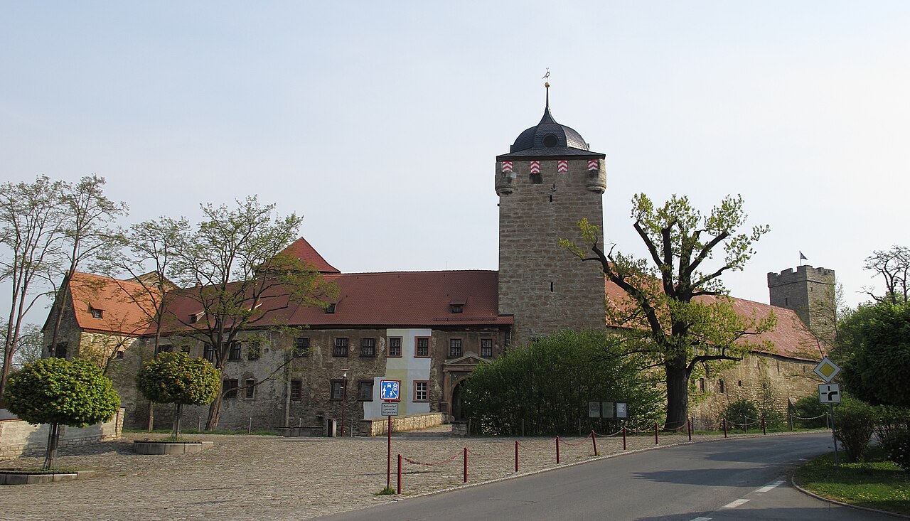 Moated Castle in Kapellendorf (Thüringen, Germany), total view from the entrance side