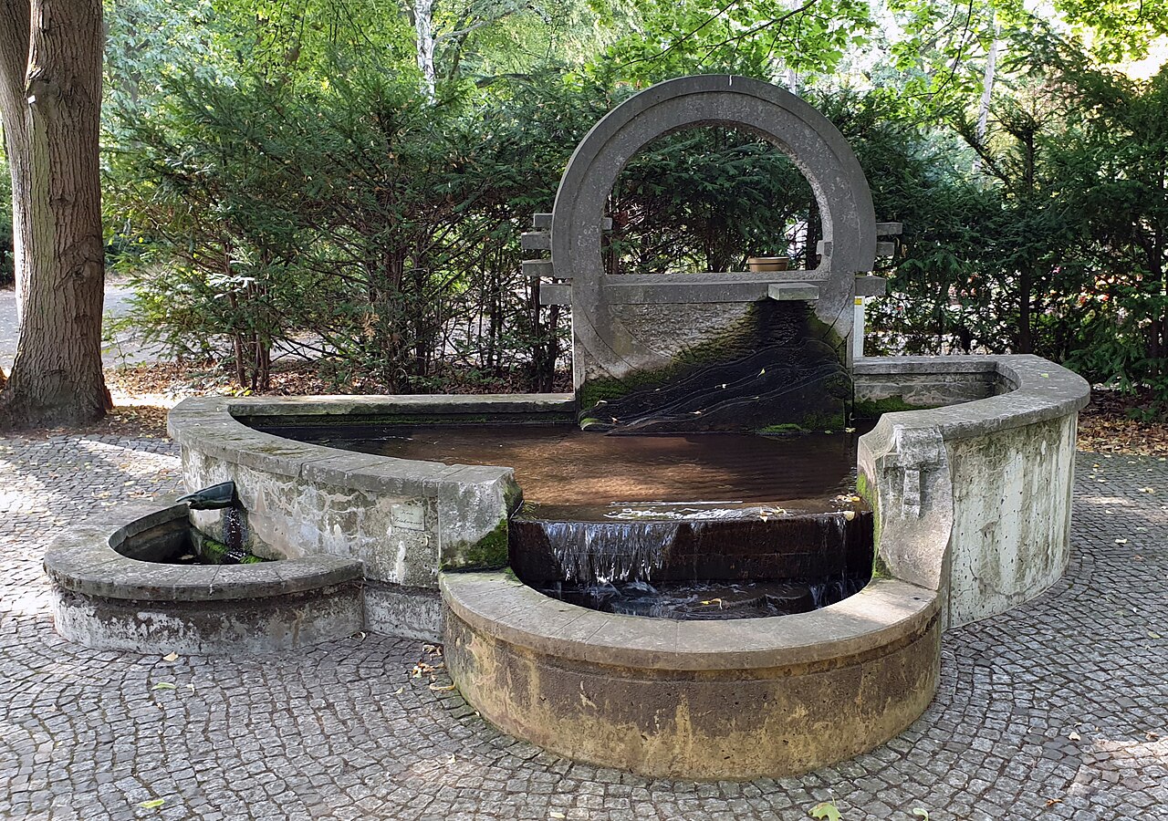 Fountain," Zierbrunnen " by Klaus-Michael Jopke , 1984, Hüfnerweg 39, Berlin-Britz , Germany