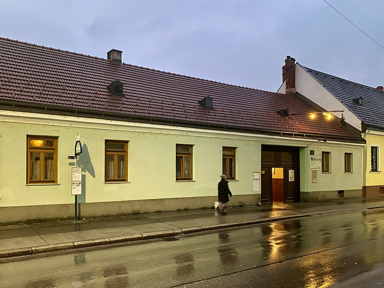 Weingut und Buschenschank Franz Wieselthaler in Wien-Oberlaa
