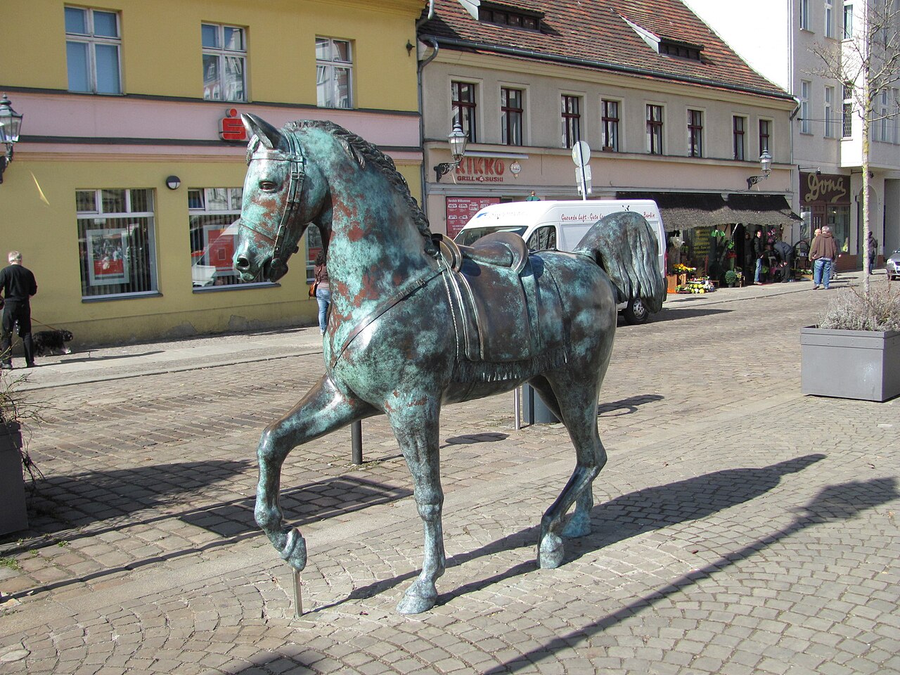 Statue of horse in Schloßplatz (Berlin-Köpenick)
