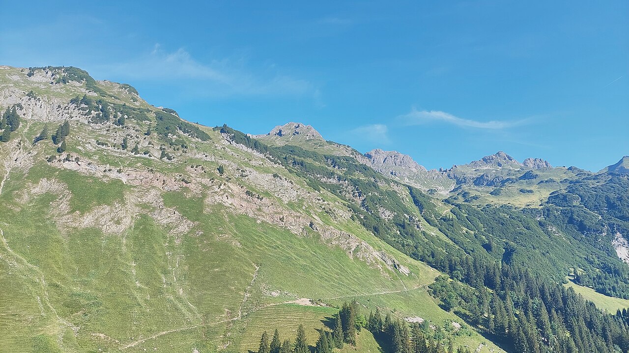 Wildengundkopf, Angererkopf, Hüttenkopf and Sechszinkenspitze in the Allgäu Alps, view from southeast