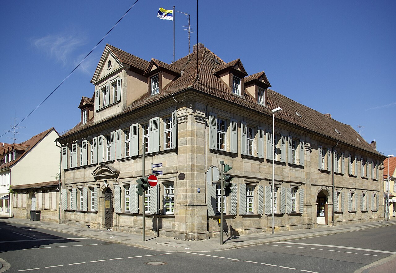 Das 1726 erbaute Palais Winkler von Mohrenfels in der Friedrichstraße 24-26 in Erlangen