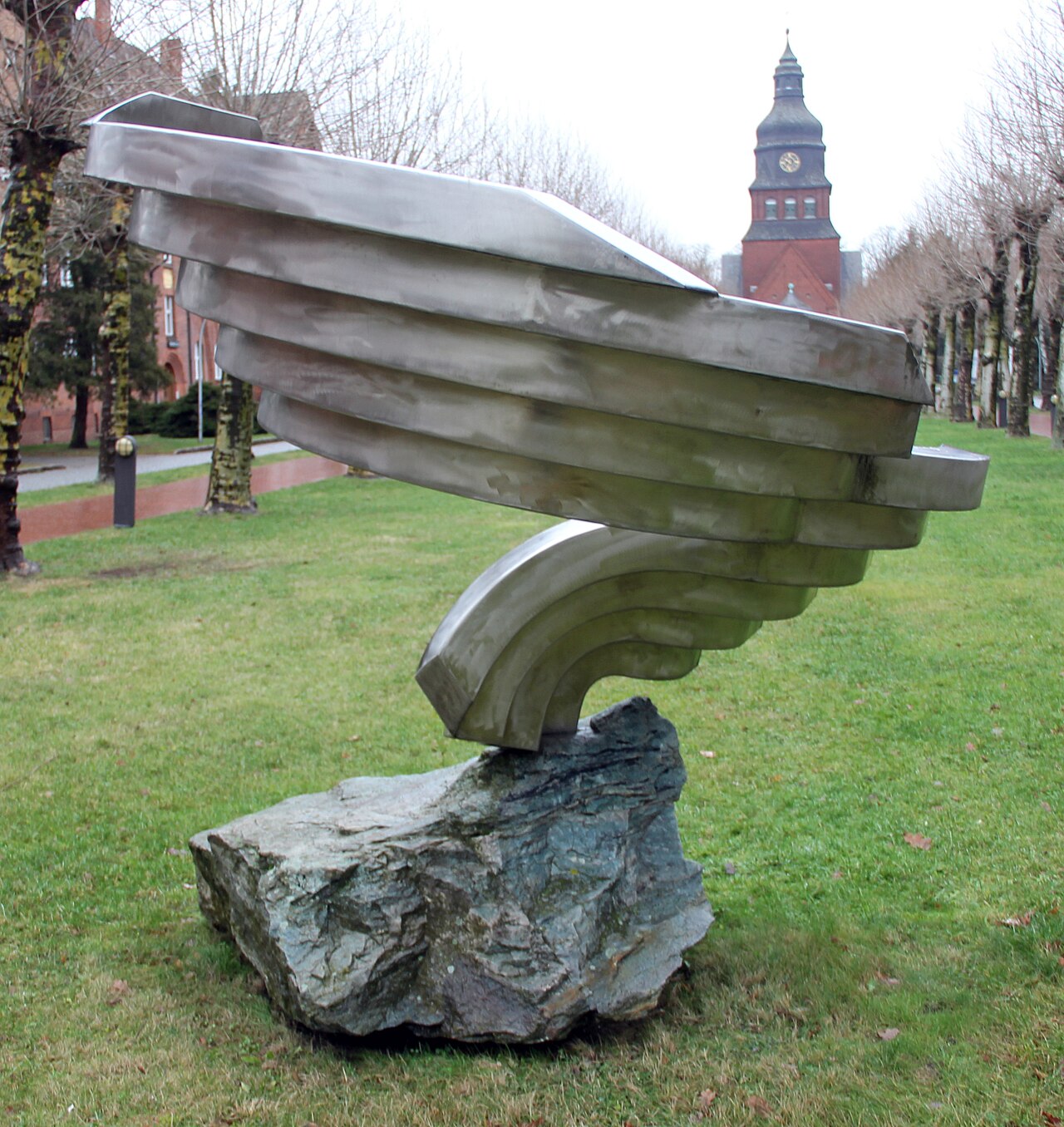 Sculpture, " Woge auf Kyanit " by Volkmar Haase , 2002, Schönwalder Allee 26, Berlin-Hakenfelde , Germany