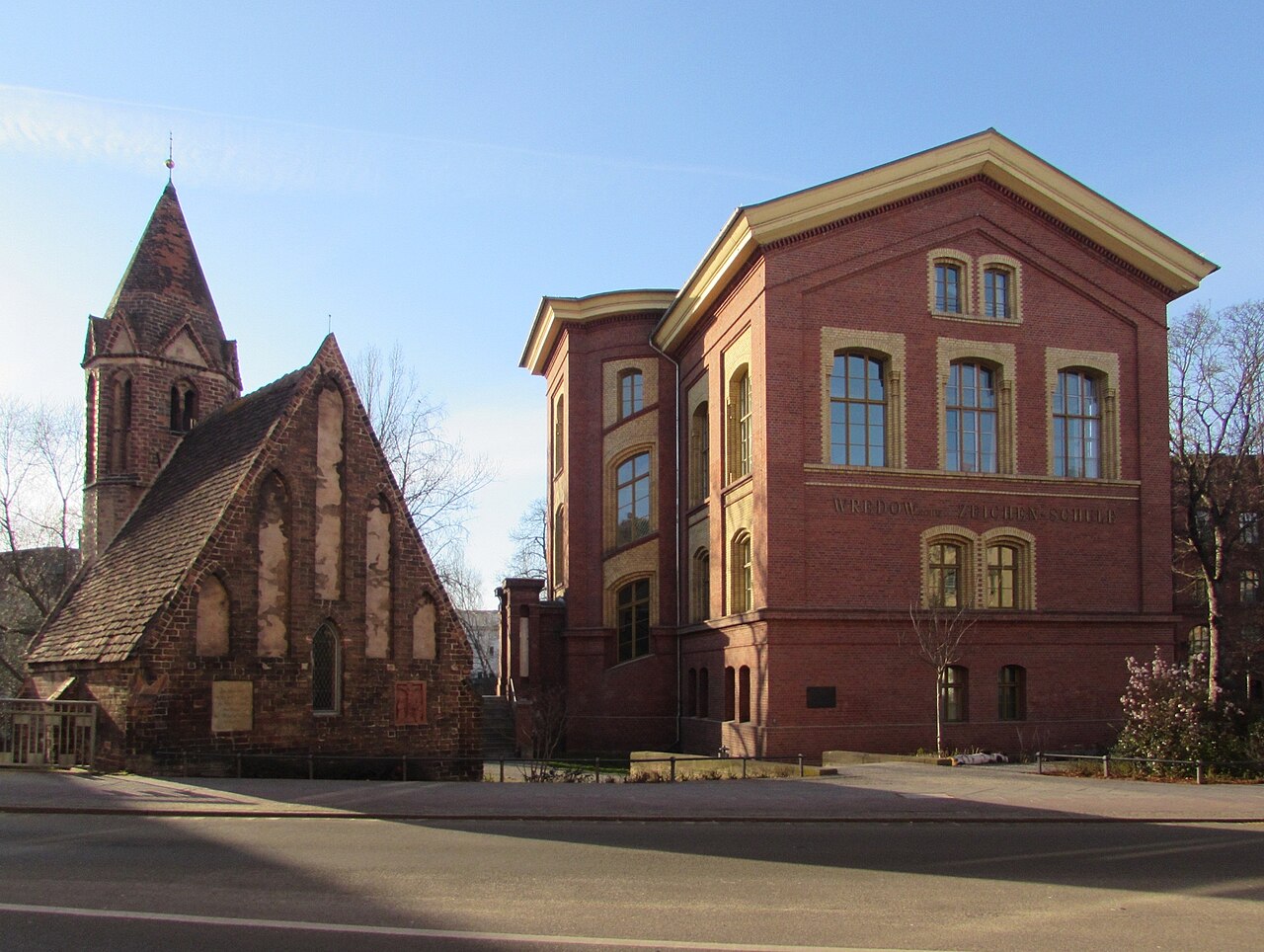 wredowsche zeichenschule und jakobskapelle, wredowplatz/jacobstraße