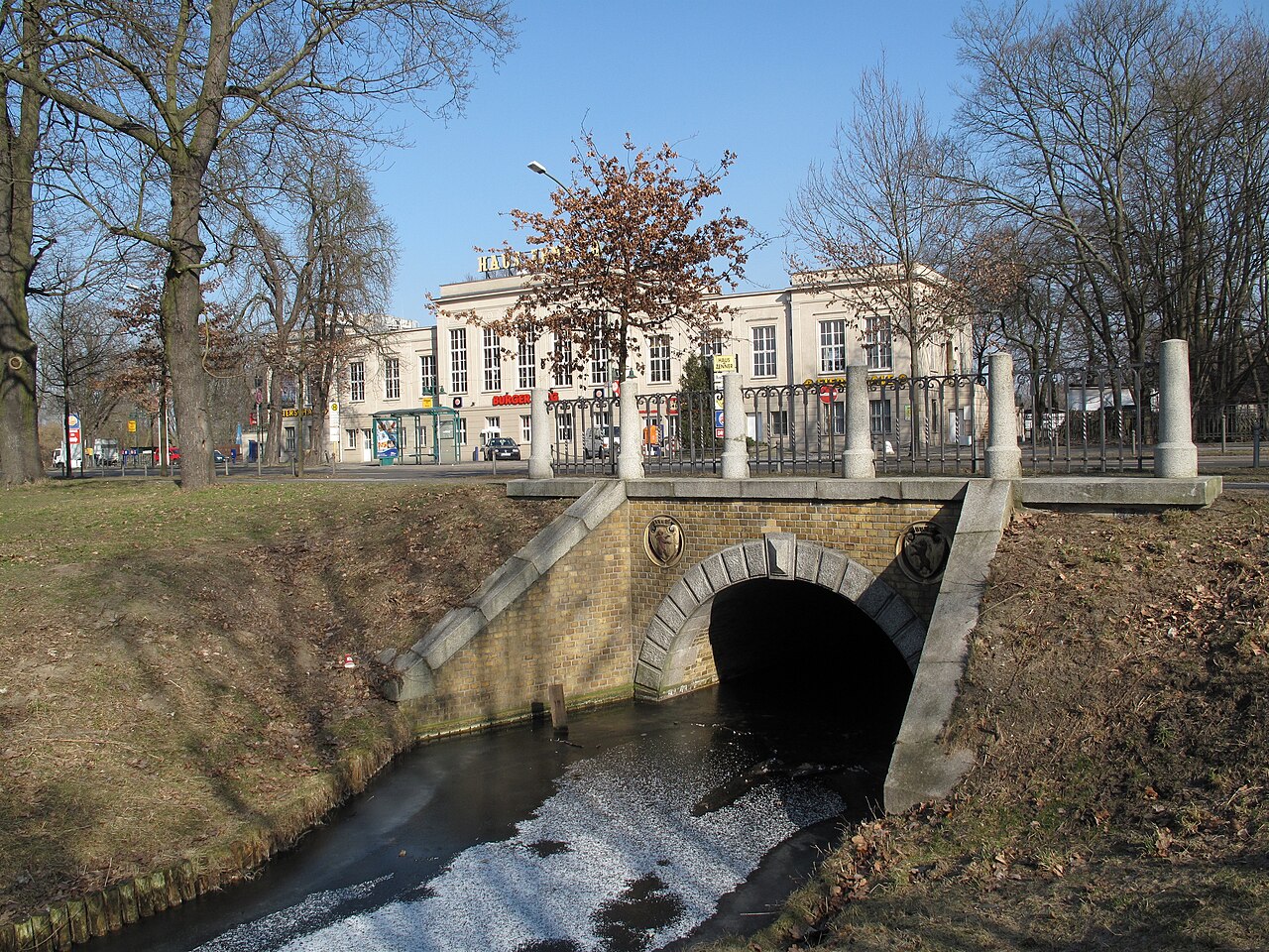 Bridge of the street Alt-Treptow over the Heidekampgraben in the Treptower Park