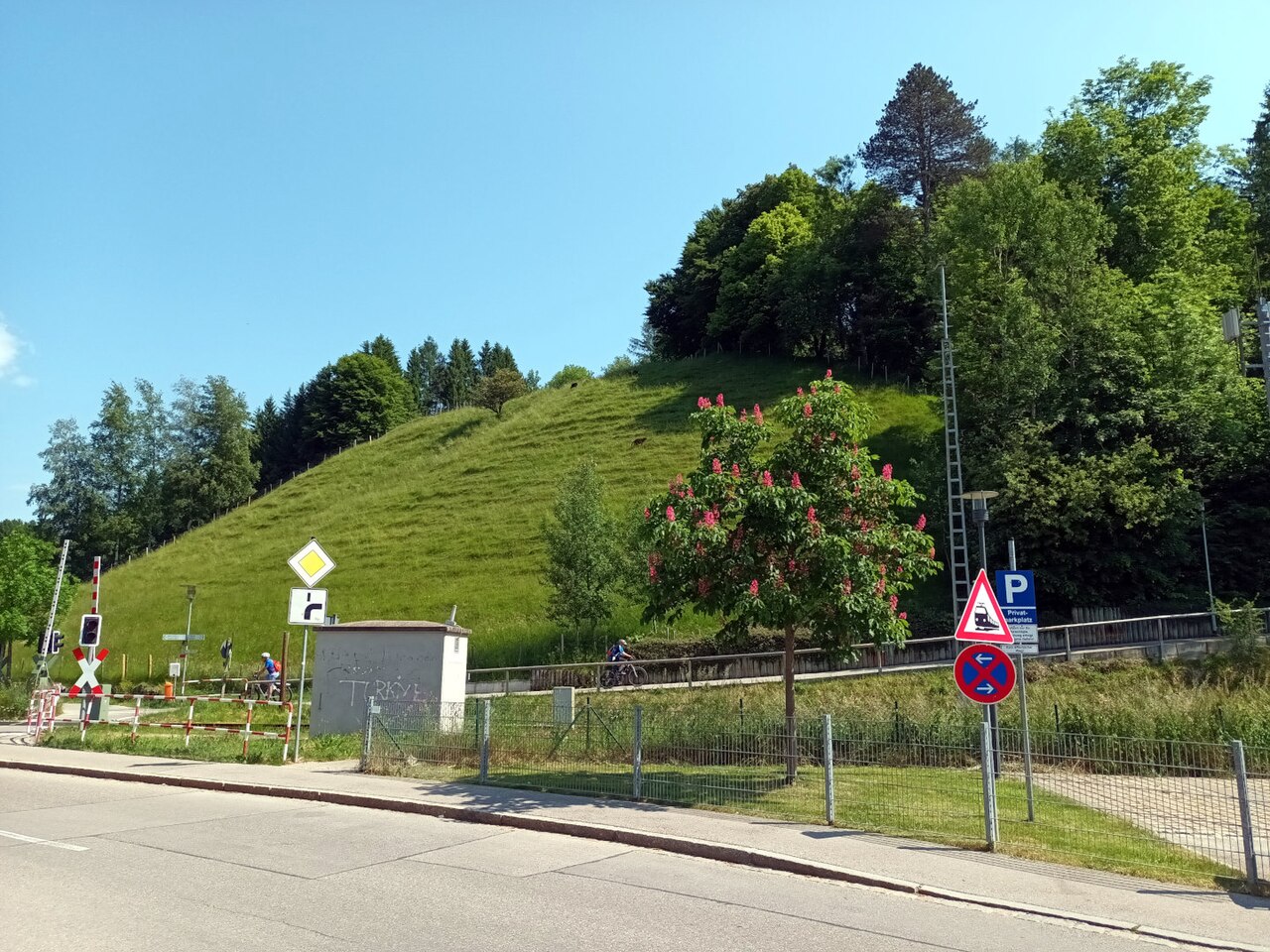 Der Ziegelberg in Füssen, Ansicht von Südwest von der Mariahilfer Straße