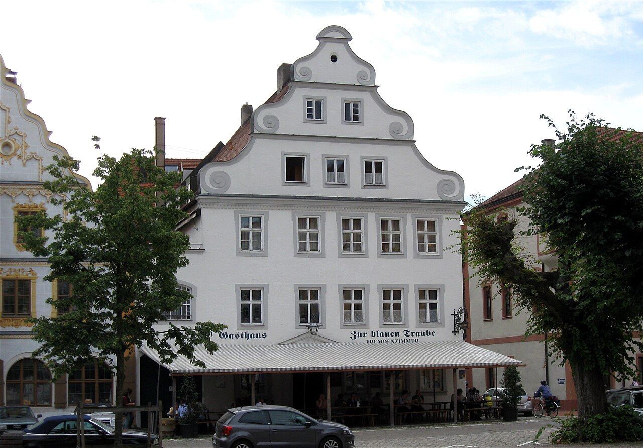 Amalienstraße A 49