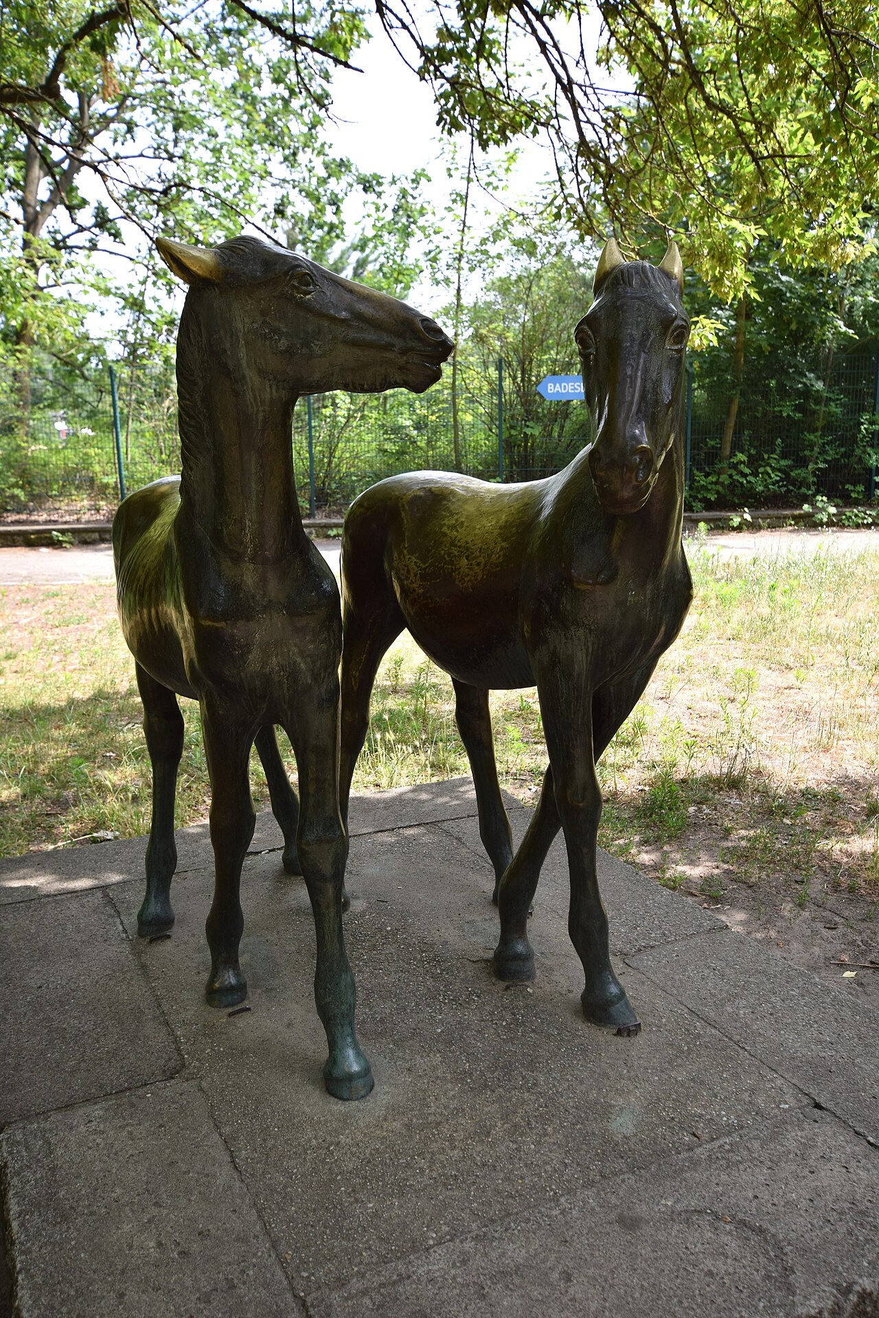 Sculpture "Two foals" (1936) by Heinrich Drake at the FEZ Wuhlheide in Berlin, Germany