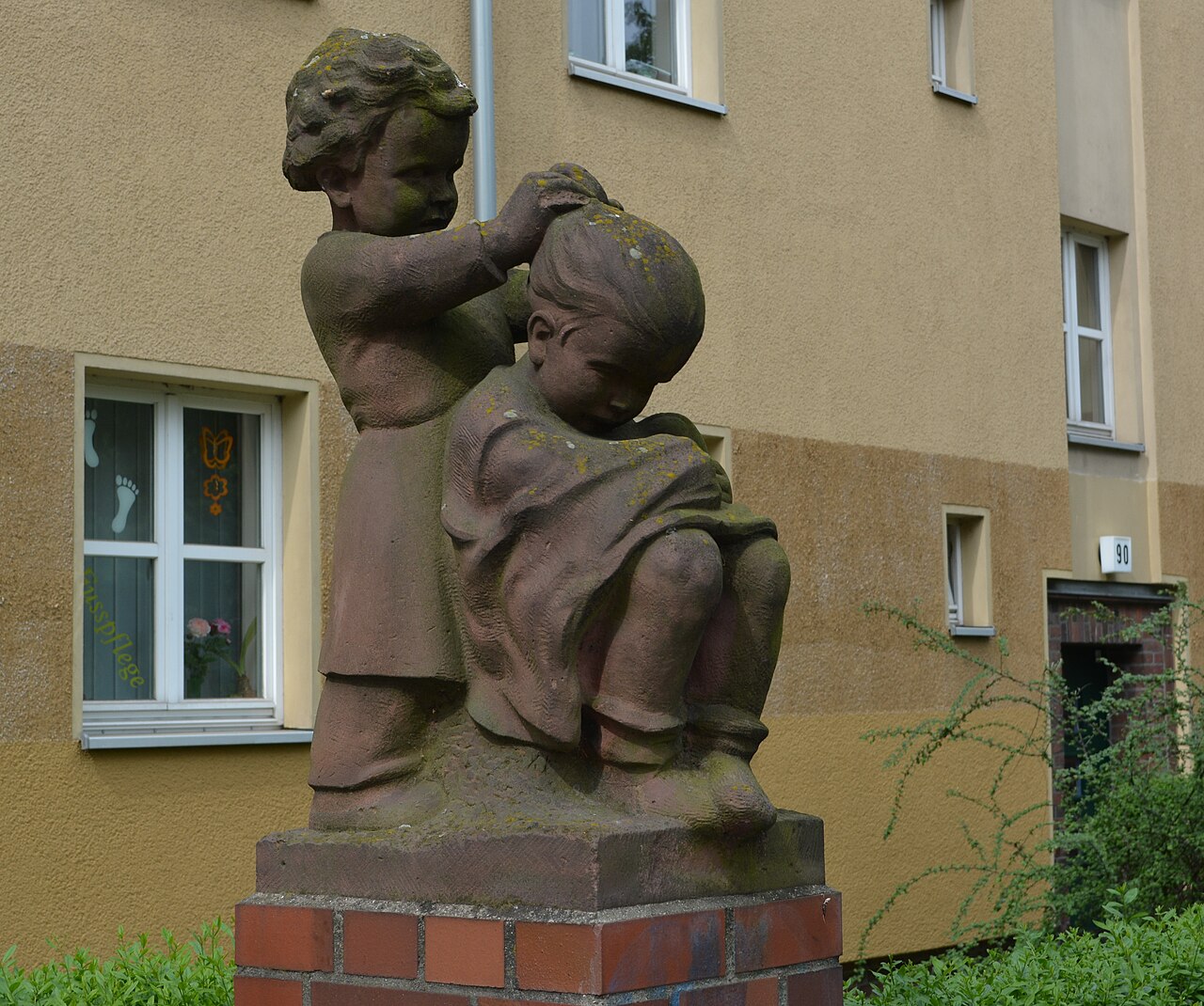 This is a picture of the Berliner Kulturdenkmal ( cultural monument ) with the ID