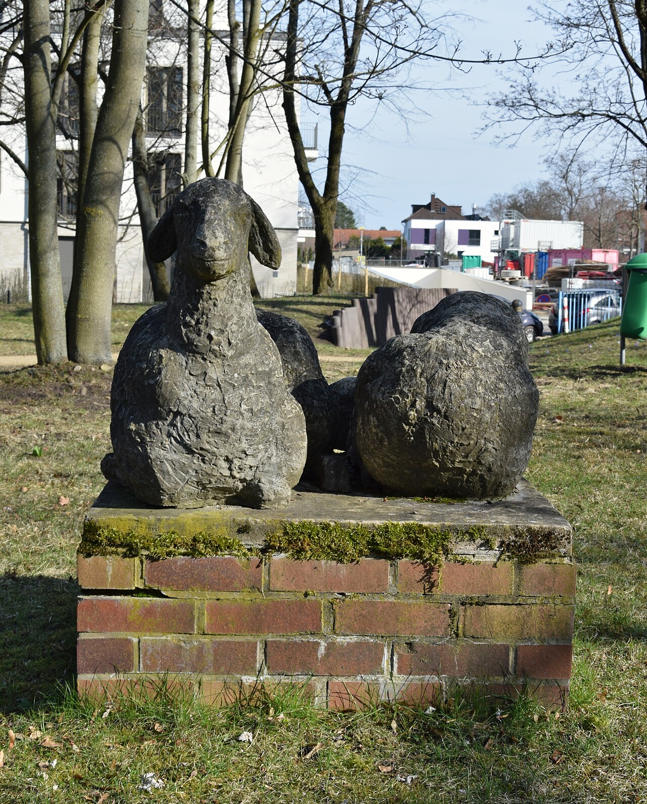 Sculpture of two sheeps by Sonja Eschefeld at Normannenstraße 7a in Berlin-Altglienicke, Germany