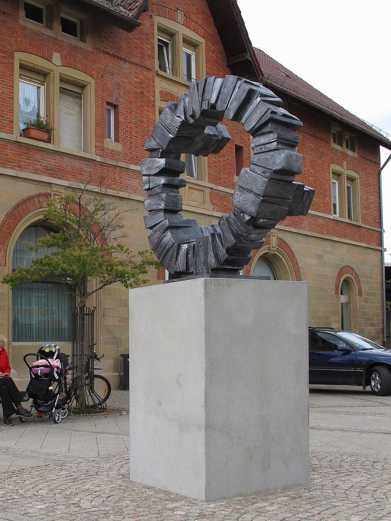Ingrid Hartlieb, Zwickmühle, 2014, Herrenberg, Jerg Ratgeb Skulpturenpfad